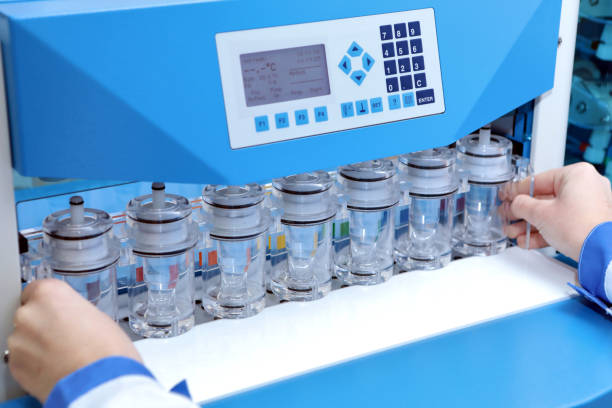 A Quantek Instruments analyzer in use.